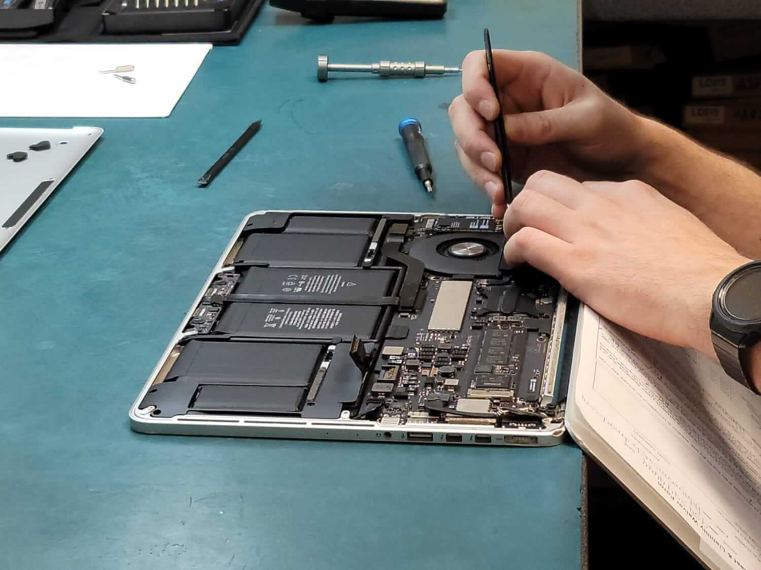 laptop battery repair